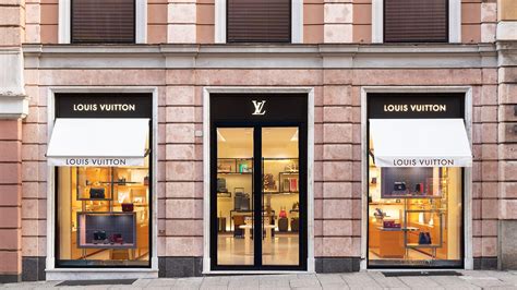 louis vuitton genova|Louis Vuitton Genova store, Italy.